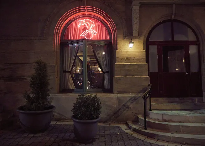 Mint House At The Divine Lorraine Hotel - Philadelphia
